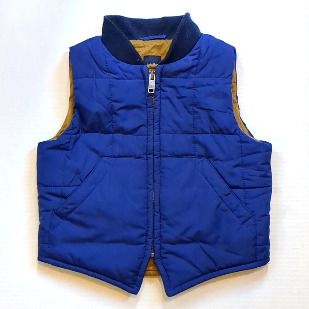 Gap 2T Lightweight Vest